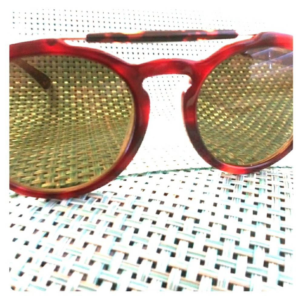 Women's Gucci sunglasses new